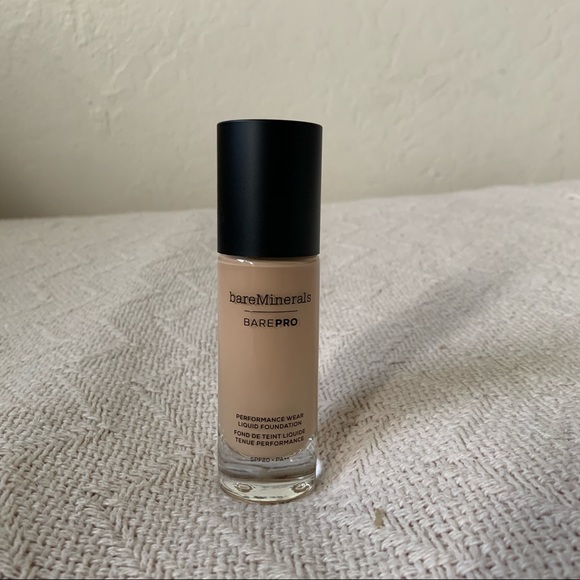 bareMinerals BAREPRO foundation